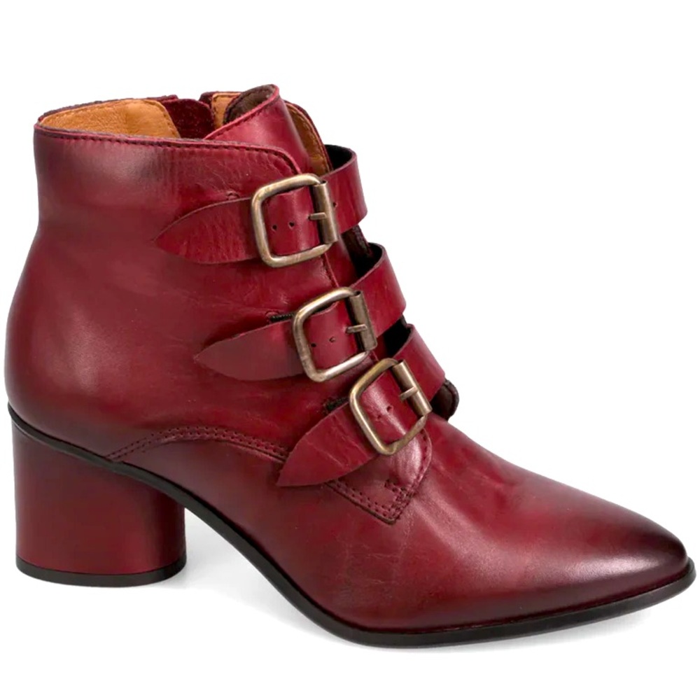 NWT Janae Real Leather Heeled Boot in Bordeaux Red w Buckle Accent Clasp